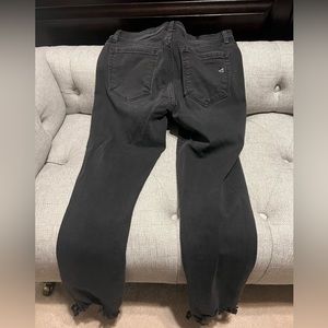 Hidden Jeans Size 26